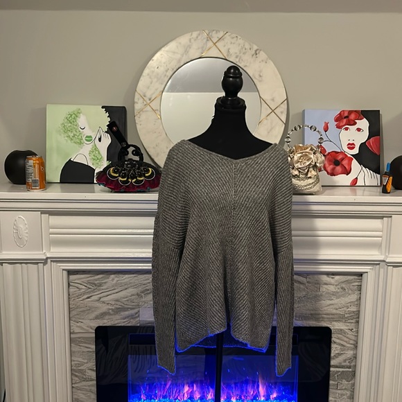 Vero Moda sweater low back with lace detailing Large - Picture 1 of 7